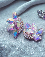 Orecchini a Bottone Petali di Cristallo | Strass Aurora Boreale